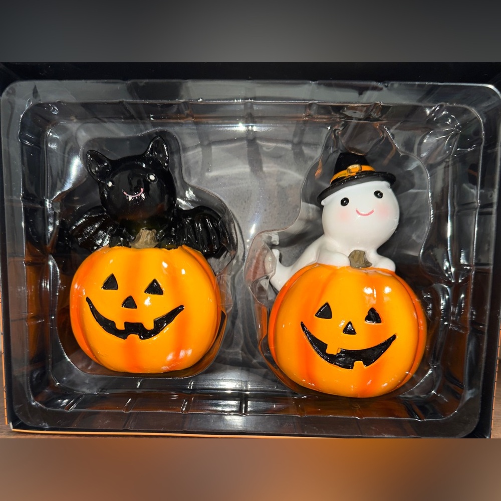 Super Cute 🥰 Halloween Ghost 👻& Bat 🦇 on Pumpkin Figurine Set by Ghoulish